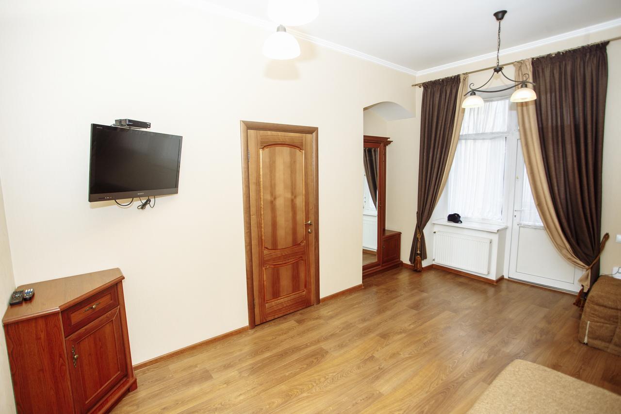 Apartment Near Museum Lviv Luaran gambar