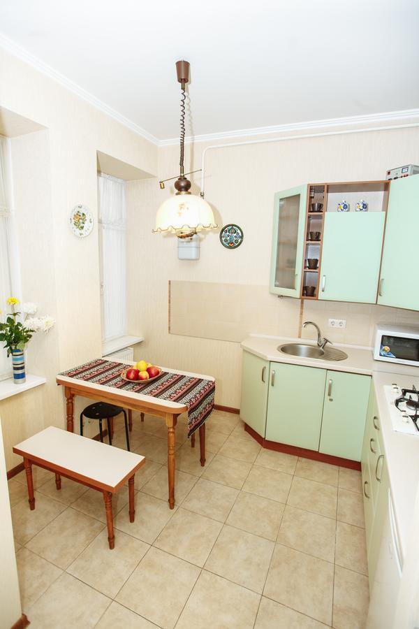 Apartment Near Museum Lviv Luaran gambar